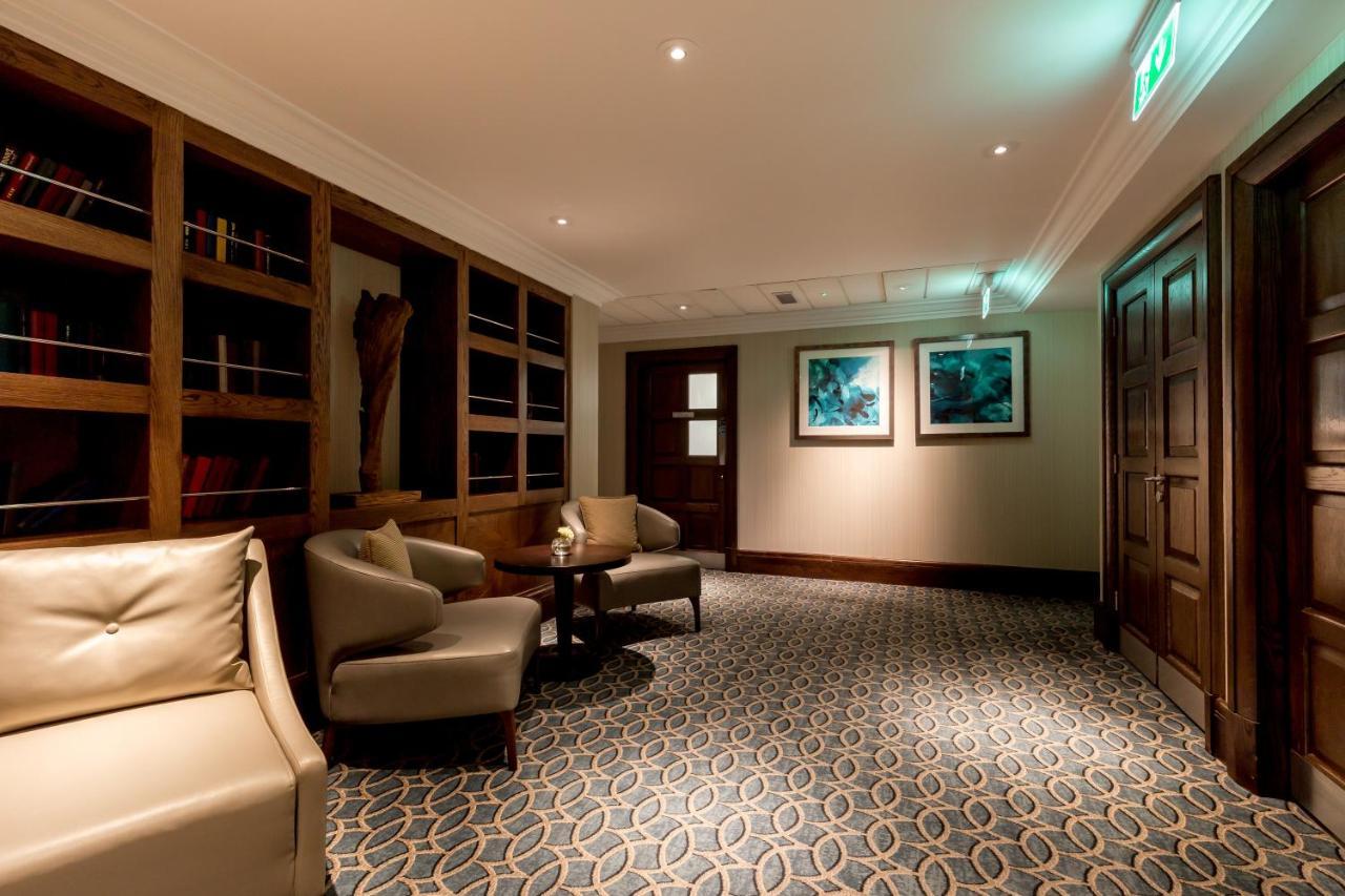 Western House Hotel At Ayr Racecourse Dış mekan fotoğraf